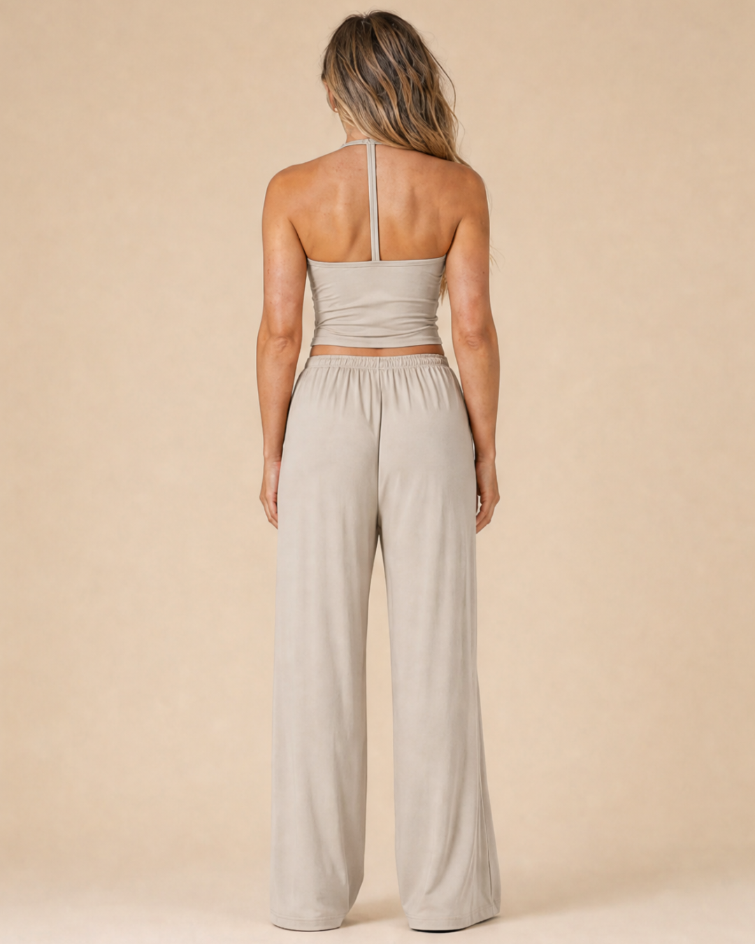 The Harlow Set 23